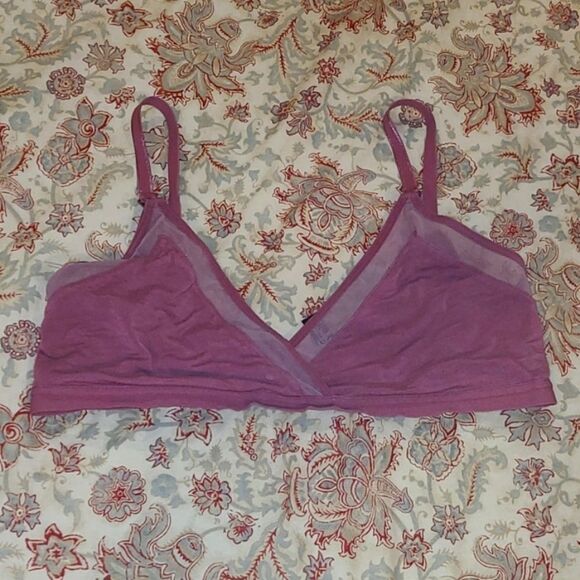 A Pea in the Pod Other - A Pea In The Pod Nursing Bra size Large